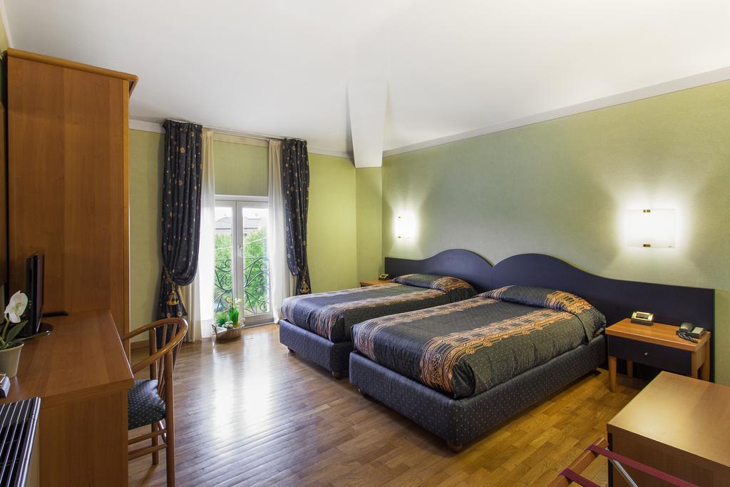 Hotel Gambara Rum bild