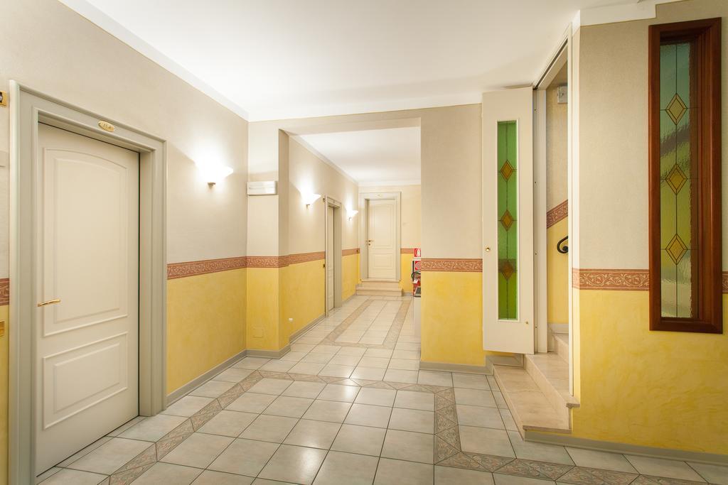 Hotel Gambara Exteriör bild